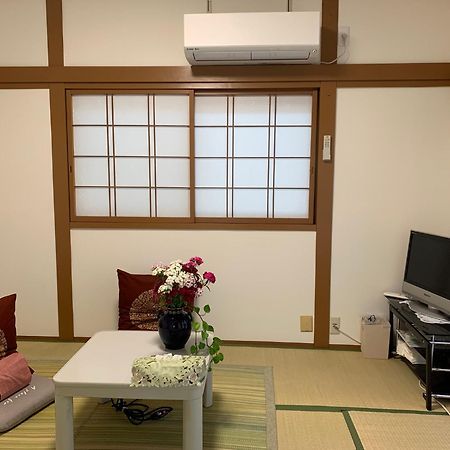 泉佐野市幽舍の庭アパートメント エクステリア 写真