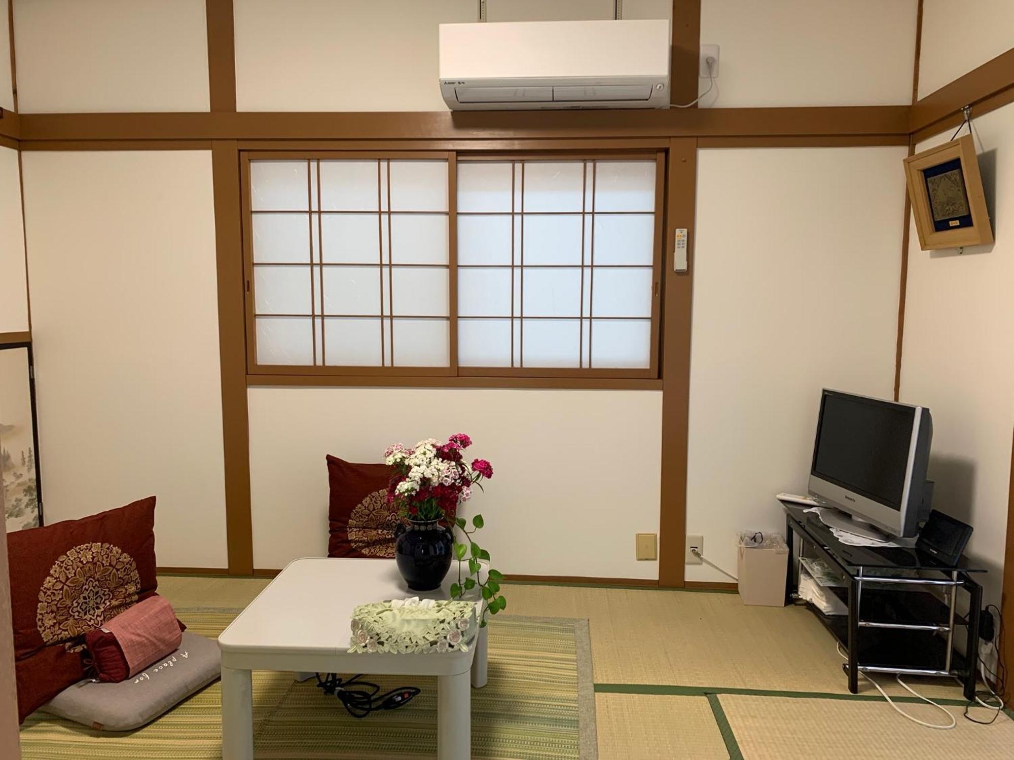 泉佐野市幽舍の庭アパートメント エクステリア 写真